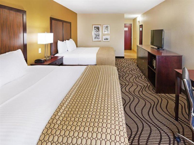 La Quinta By Wyndham Floresville Zewnętrze zdjęcie